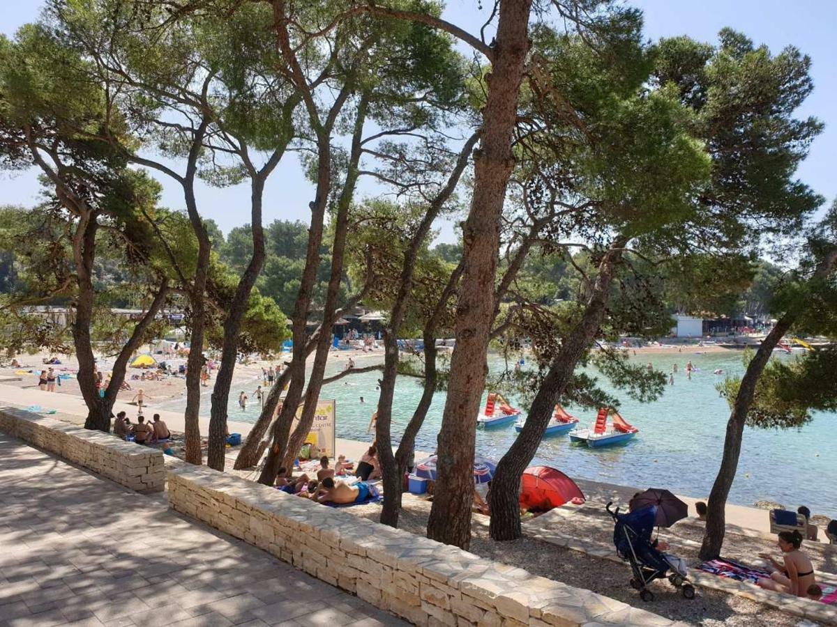Mobile Home Starfish IV Camp Biograd Biograd Na Moru Exterior photo