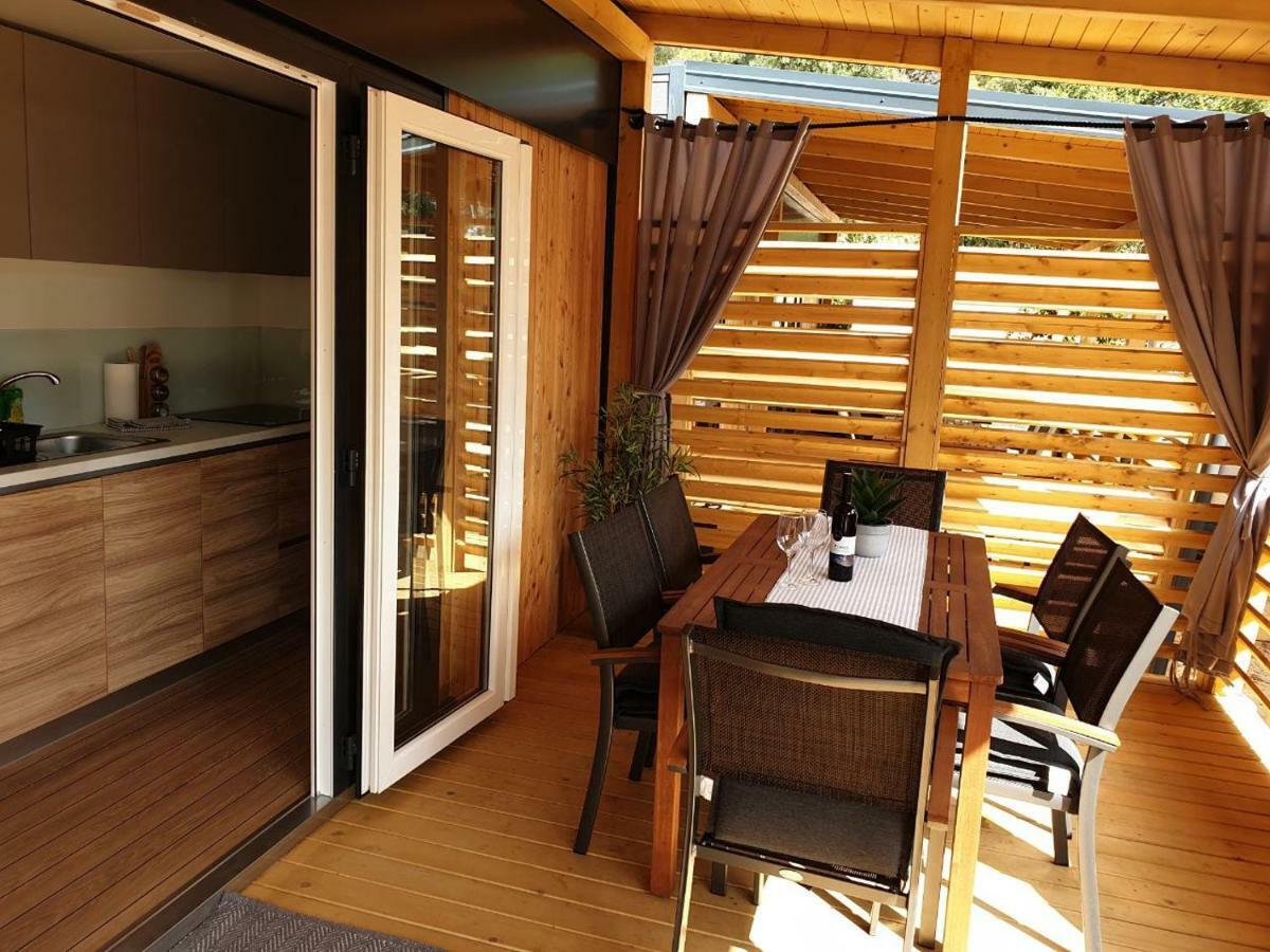 Mobile Home Starfish IV Camp Biograd Biograd Na Moru Exterior photo